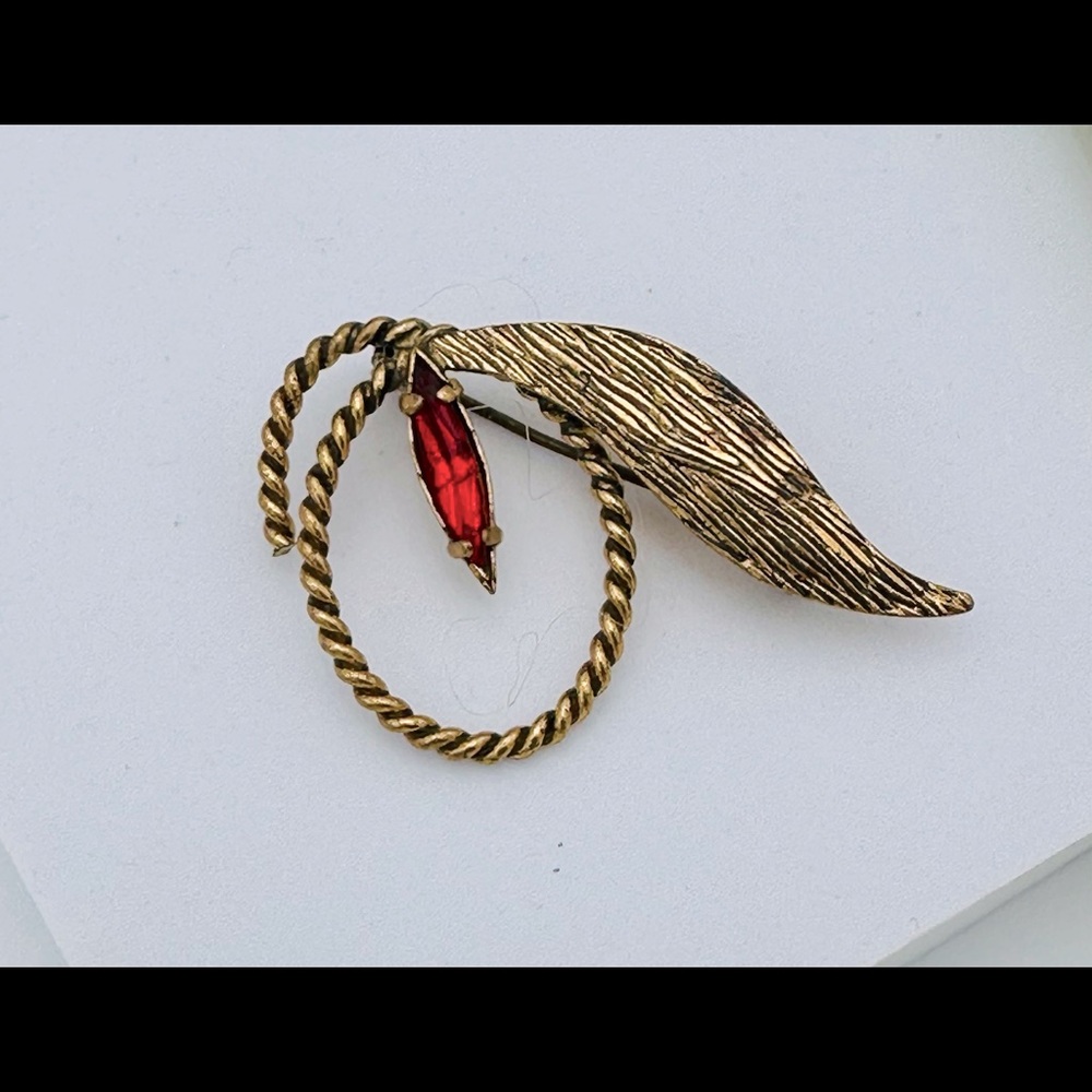 Vintage Gold Tone Red Rhinestone Brooch Pin West Germany